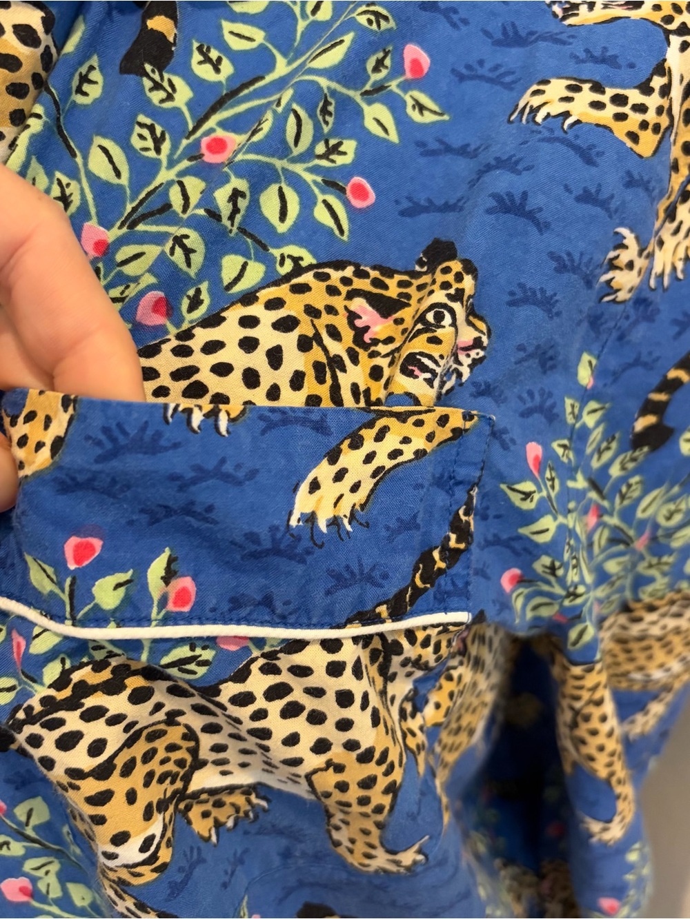 Printfresh Bagheera Long Sleep Pajama Top in Blue Leopard Cotton medium - Picture 9 of 10